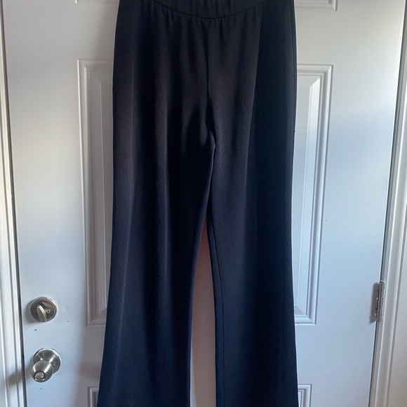 St. John Pants - Elegant Black Women's Pants